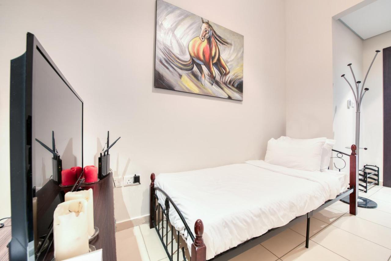 Maison Privee - Big, Bright, Luxury Marina Views Apt Next To Beach Dubai Exterior photo