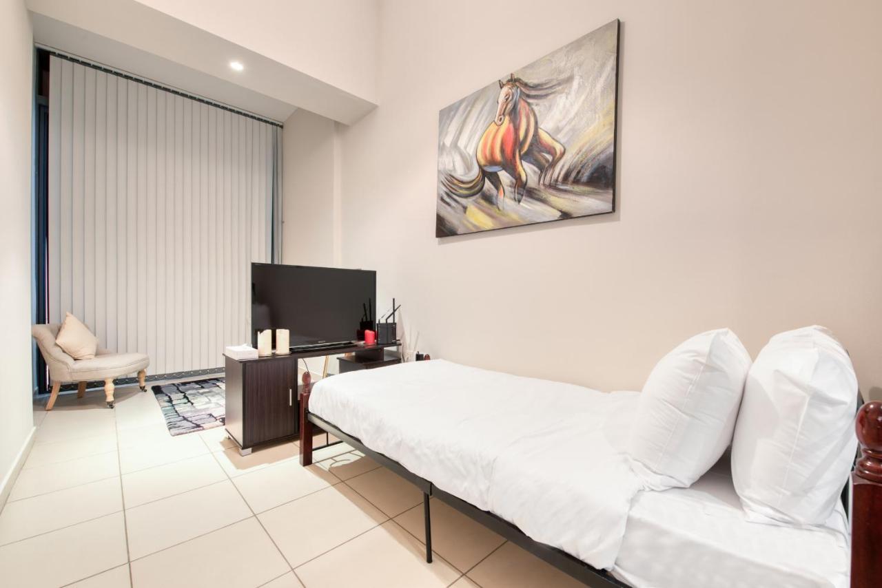 Maison Privee - Big, Bright, Luxury Marina Views Apt Next To Beach Dubai Exterior photo